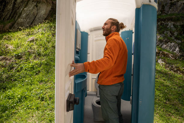 Best Luxury portable toilet rental  in Mayfield, PA